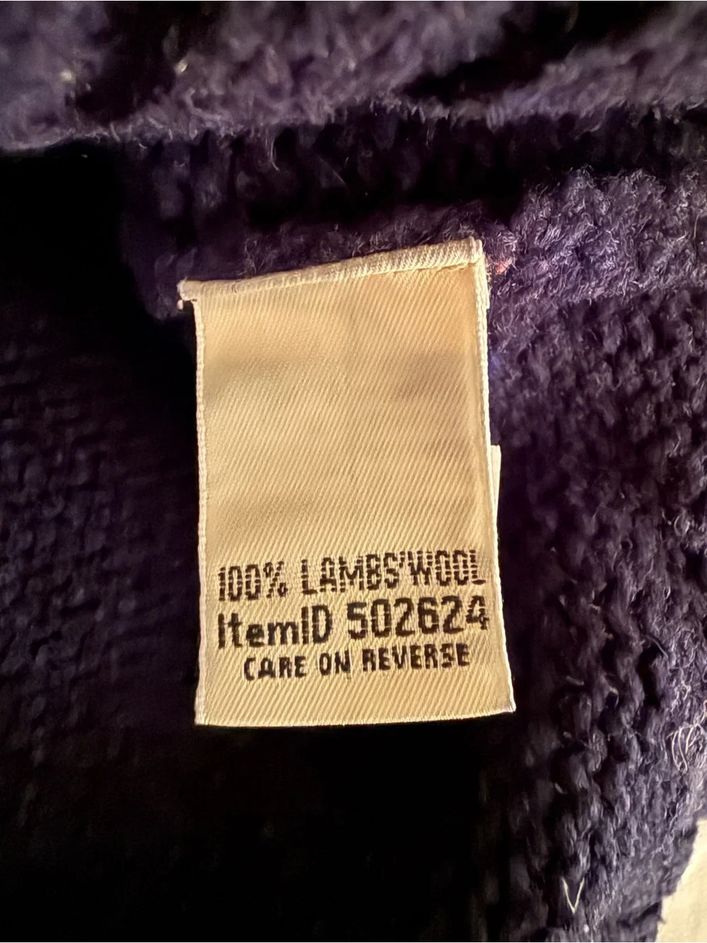 L.L. Bean Navy Crewneck wool Fair Isle Sweater size small - Picture 4 of 4